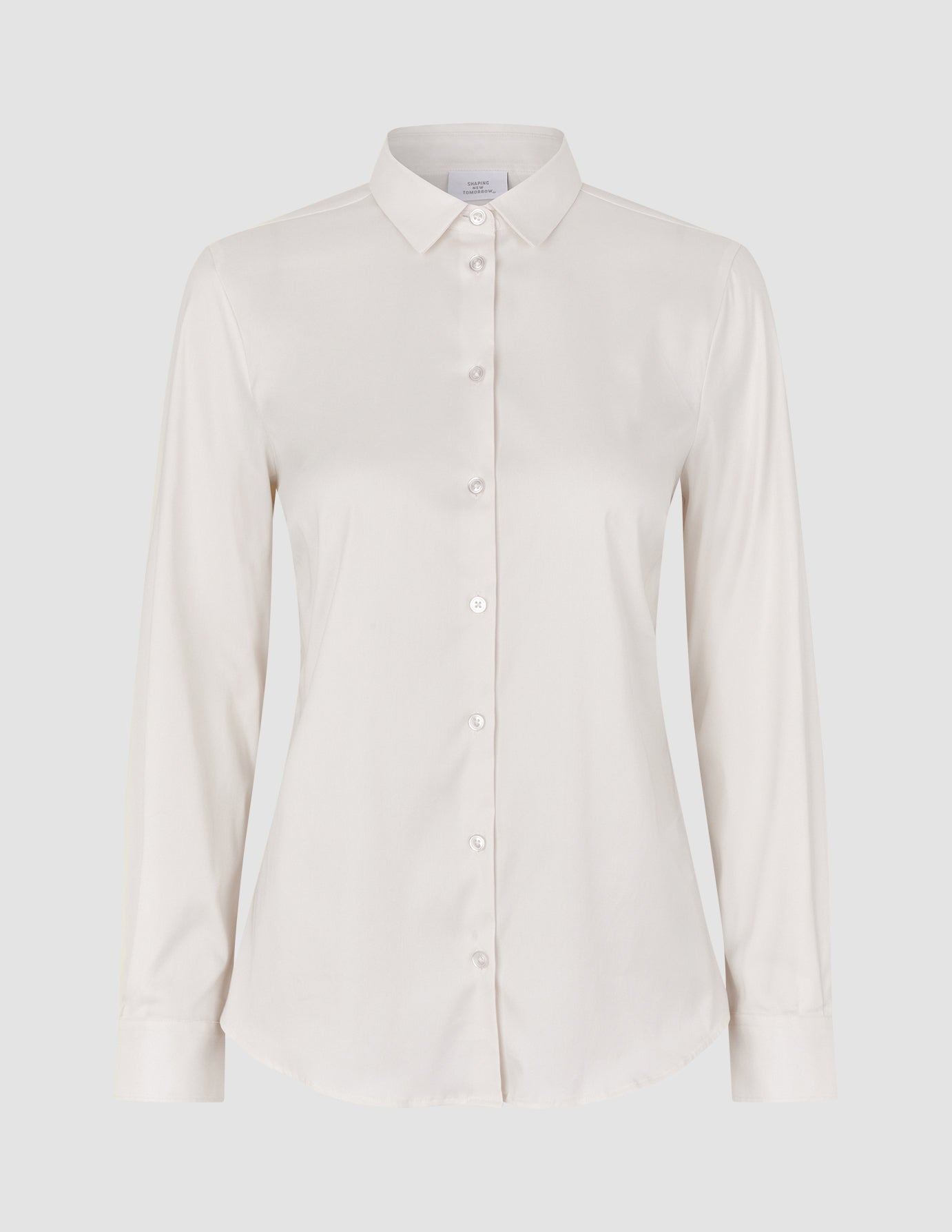 Women’s Oxford Shirt White Orchid Slim in an off-white, slim-fit long-sleeved design with a classic collar and a clean Scandinavian aesthetic.