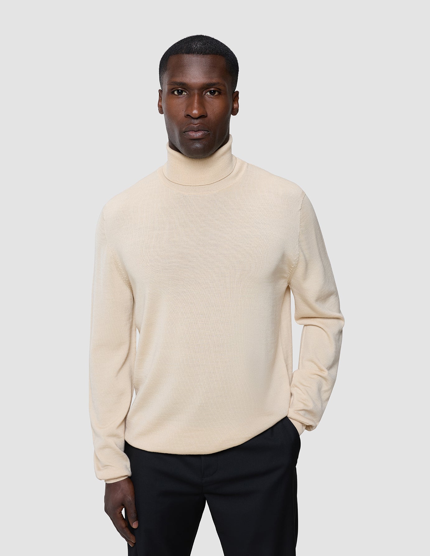 Seamless Premium Merino Knit Turtleneck Birchwood