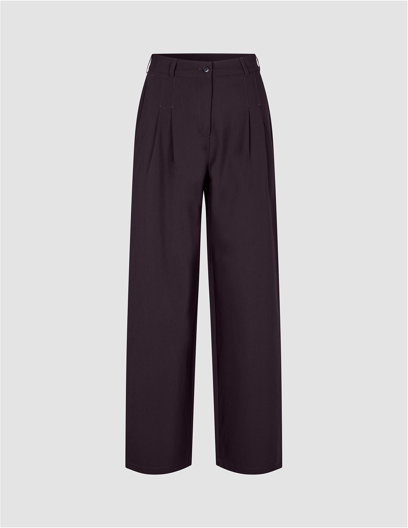 Women’s Avira Pants Wide Burgundy Berry in dark burgundy with a pleated front, button-fly closure, and a flattering wide-fit silhouette.