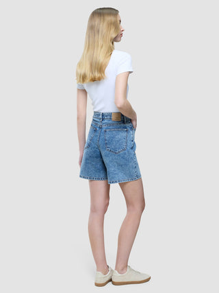 Women Classic Denim Shorts Snow Blue Wash