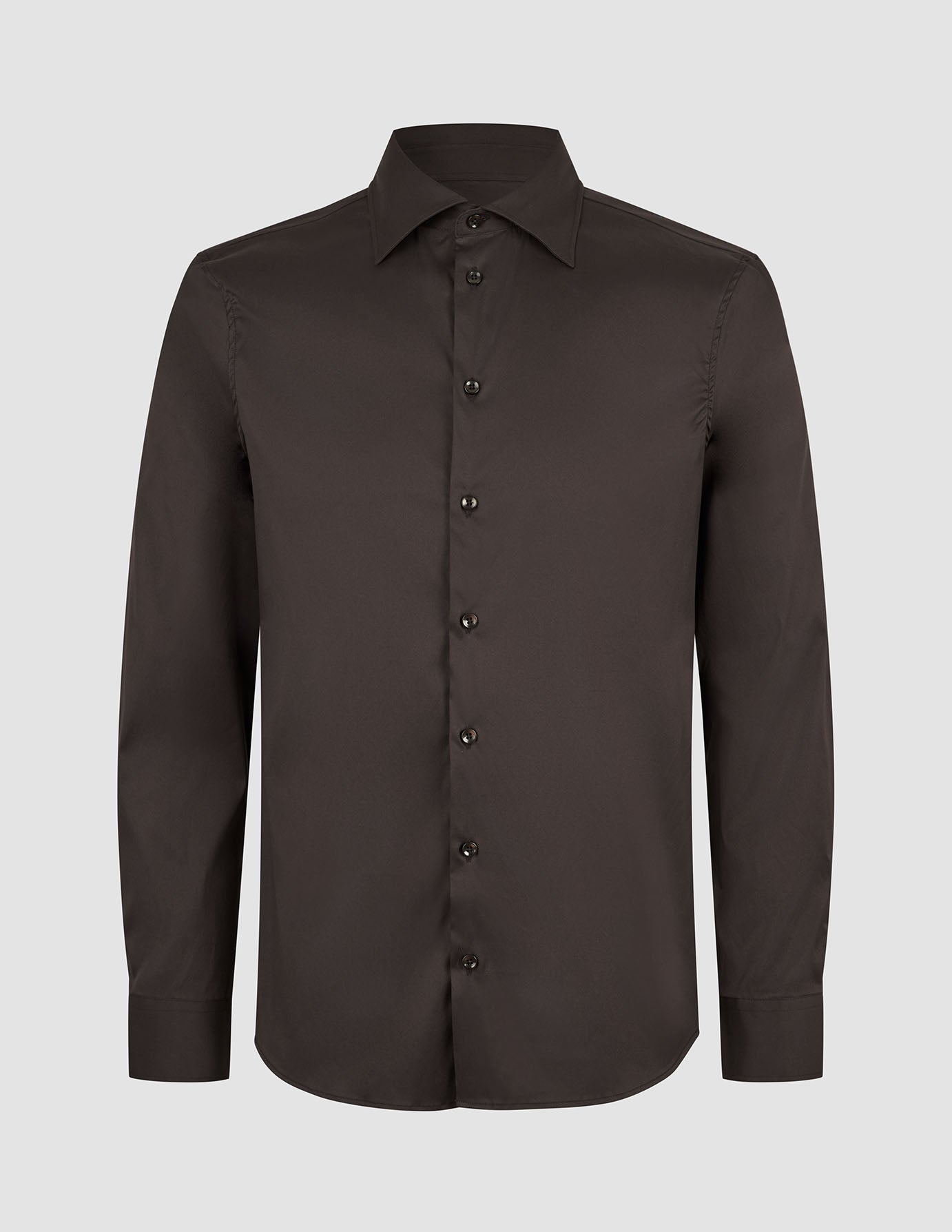 Elevated Shirt Slim Dark Brown in a slim-fit, dark brown, long-sleeved button-up design with a classic collar in Scandinavian style.