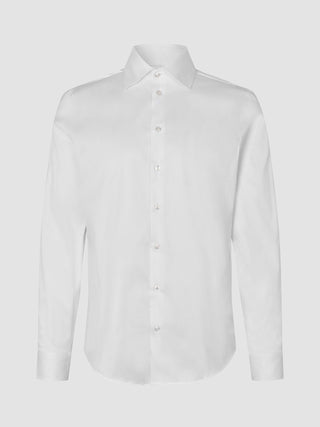 Elevated Shirt White Slim, a slim fit white long-sleeved dress shirt in Pima cotton, featuring a spread collar and a button-down front.