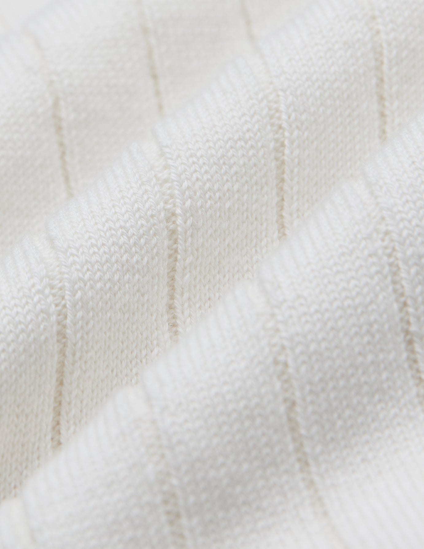 V-Neck Knit Short Sleeve Polo White