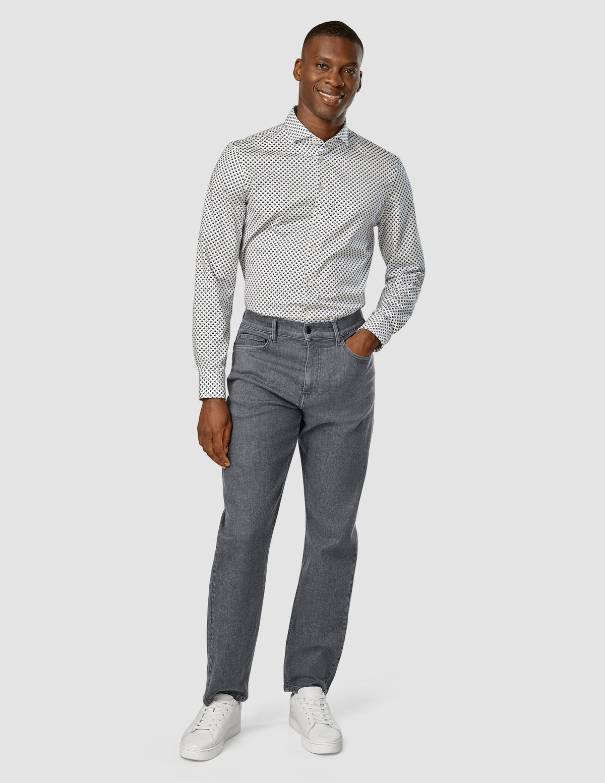 Regular Gray Classic Jeans Regular Dark Grey Wash| SHAPING NEW TOMORROW