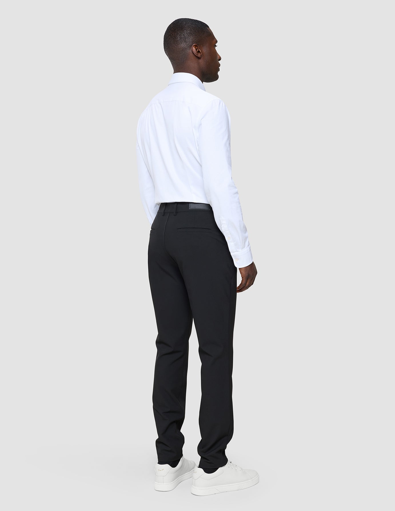 Essential Pants Slim Black