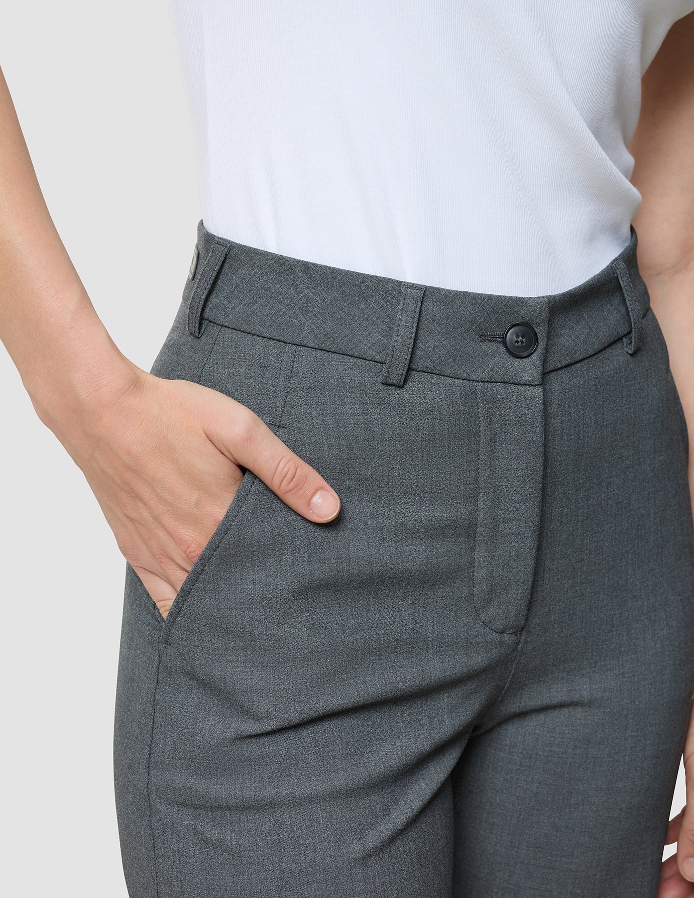 Women's Essential Pants Straight Dark Grey Melange