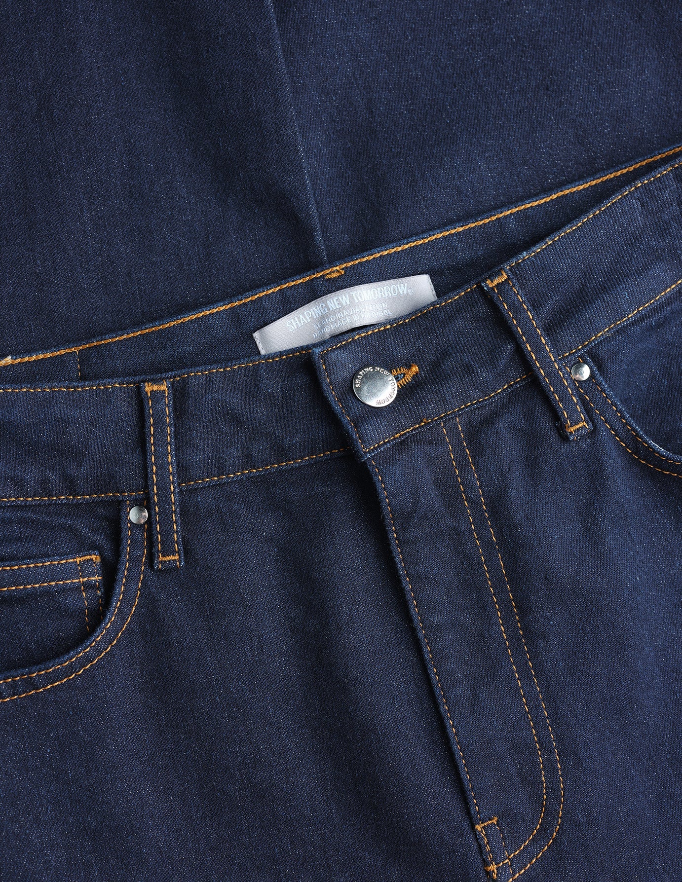 Good American Good Legs Skinny Jeans in Dark Blue Good American Good Legs Skinny Jeans in Dark Blue