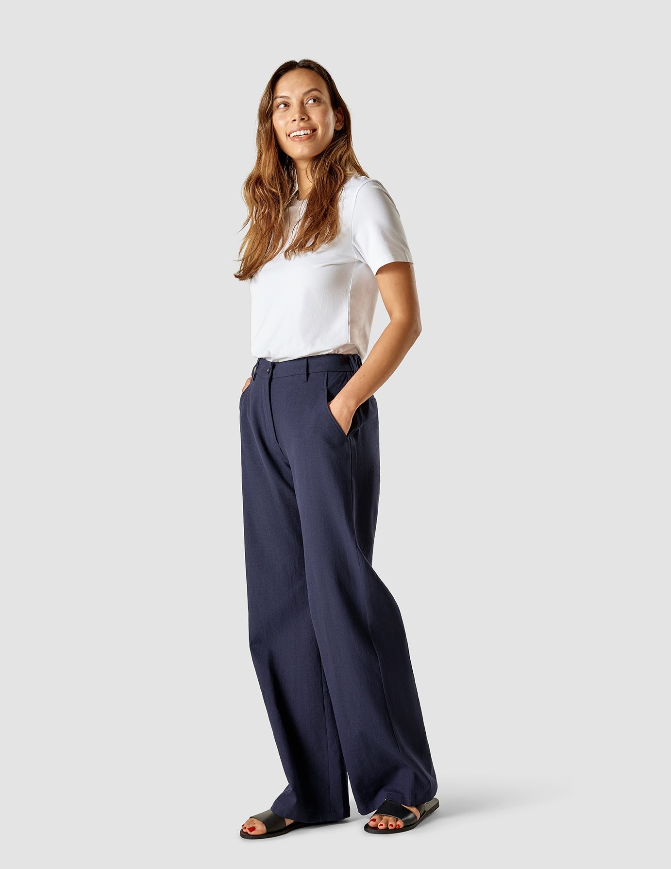 Linen Pants Navy | SHAPING NEW TOMORROW