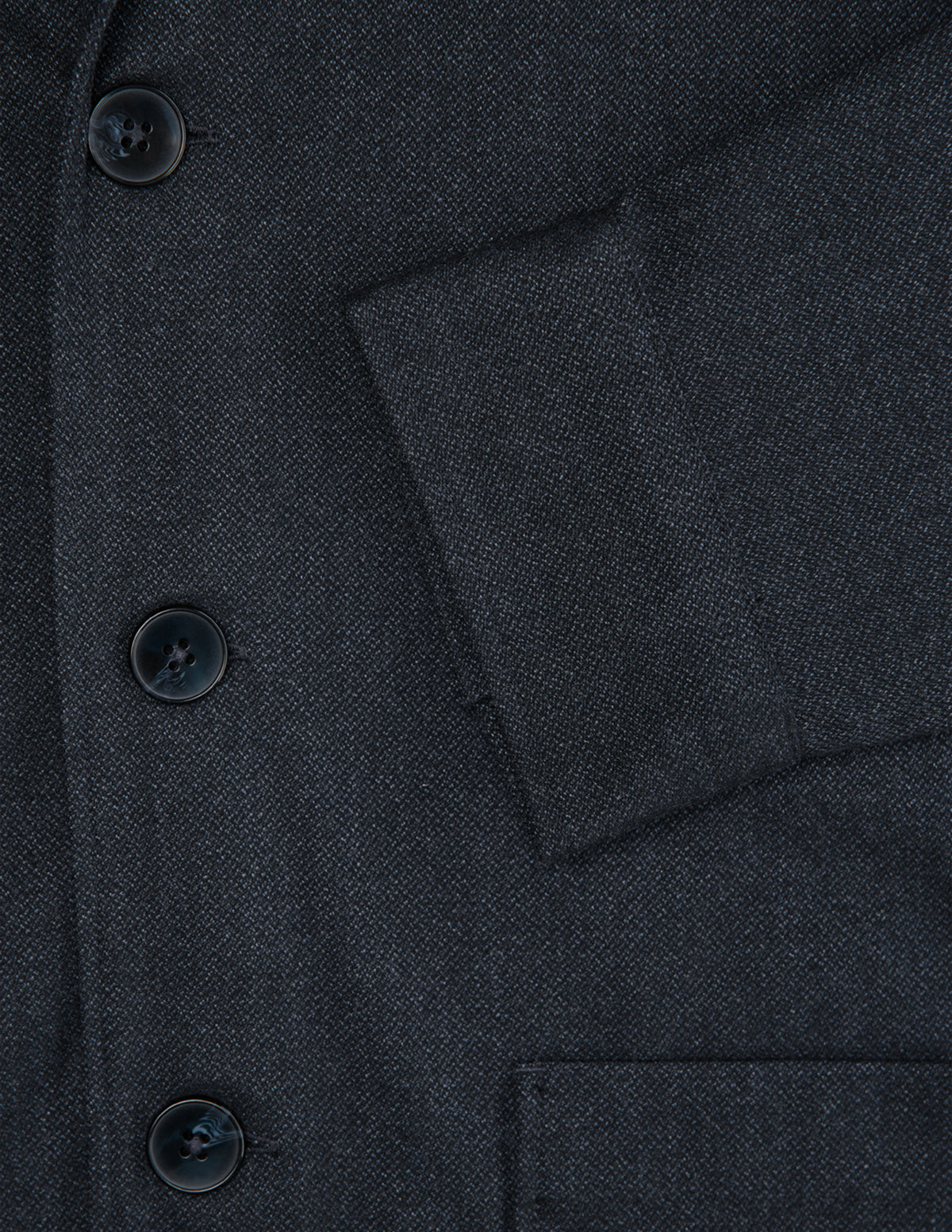 Atelier Overshirt Dark Navy in a heavyweight textured fabric, featuring dark buttons, a sleeve cuff, and a clean Scandinavian design.