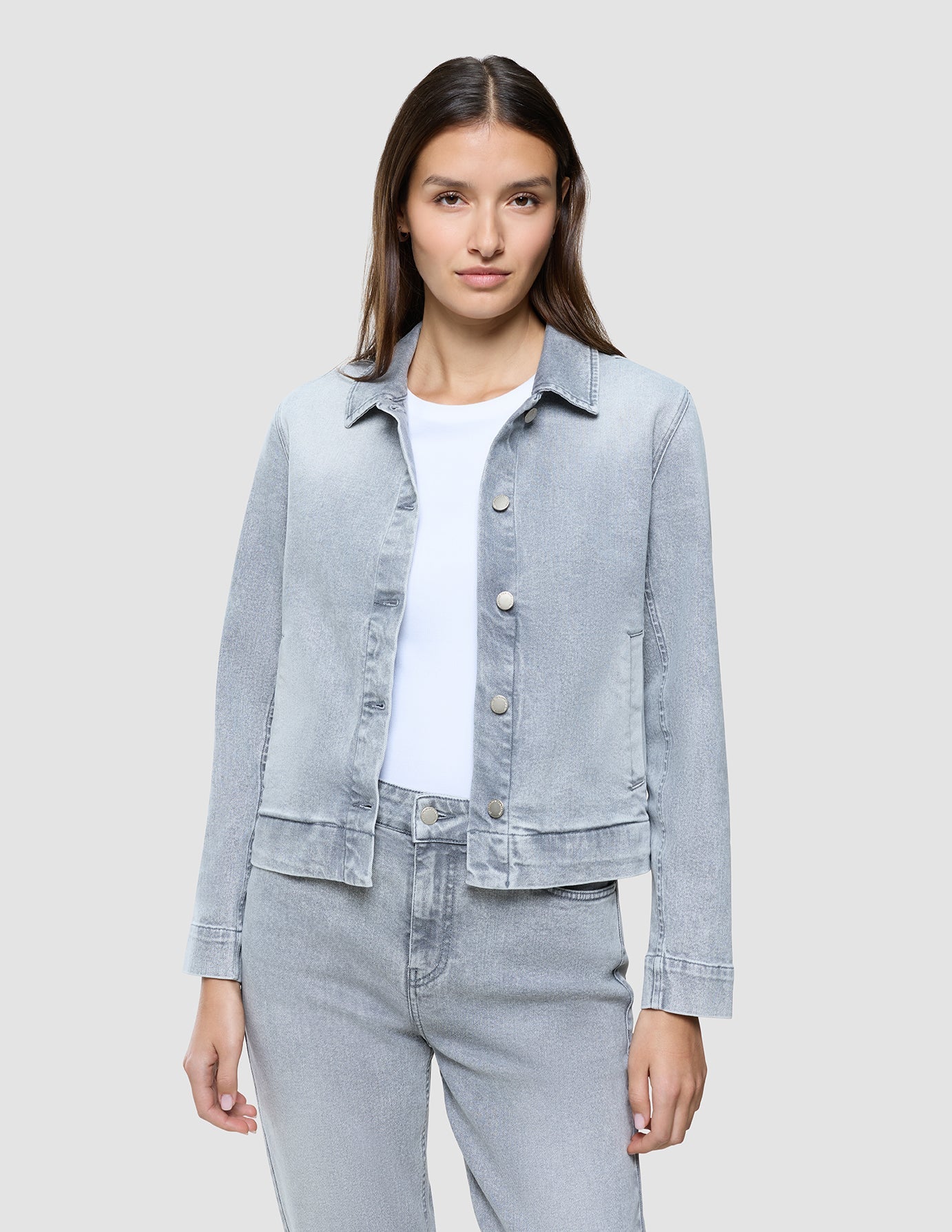 Women's Classic Denim Jacket Light Grey Washed
