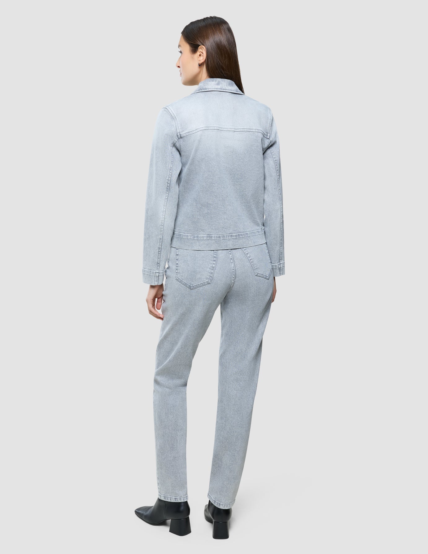 Women's Classic Denim Jacket Light Grey Washed