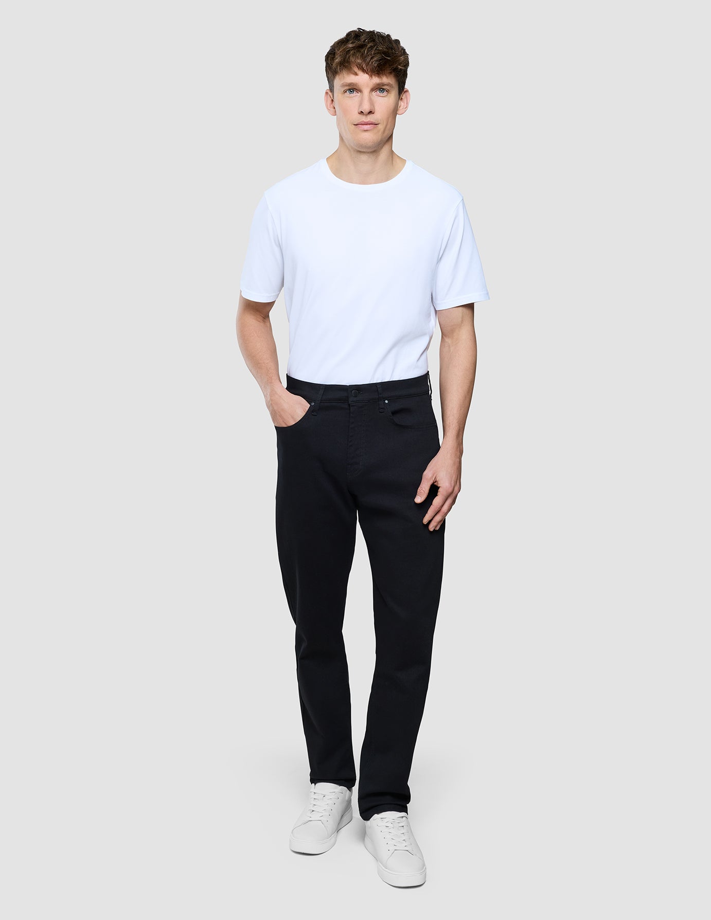 Classic Jeans Regular Stay Black