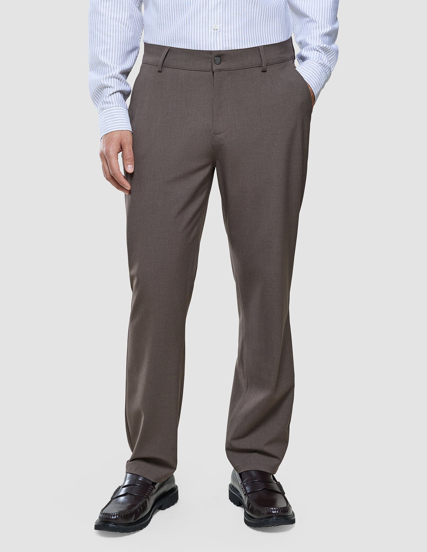 Ease Pants Regular Mocha