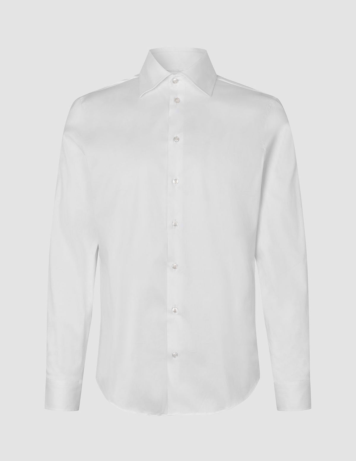 Elevated Shirt White Slim, a slim fit white long-sleeved dress shirt in Pima cotton, featuring a spread collar and a button-down front.