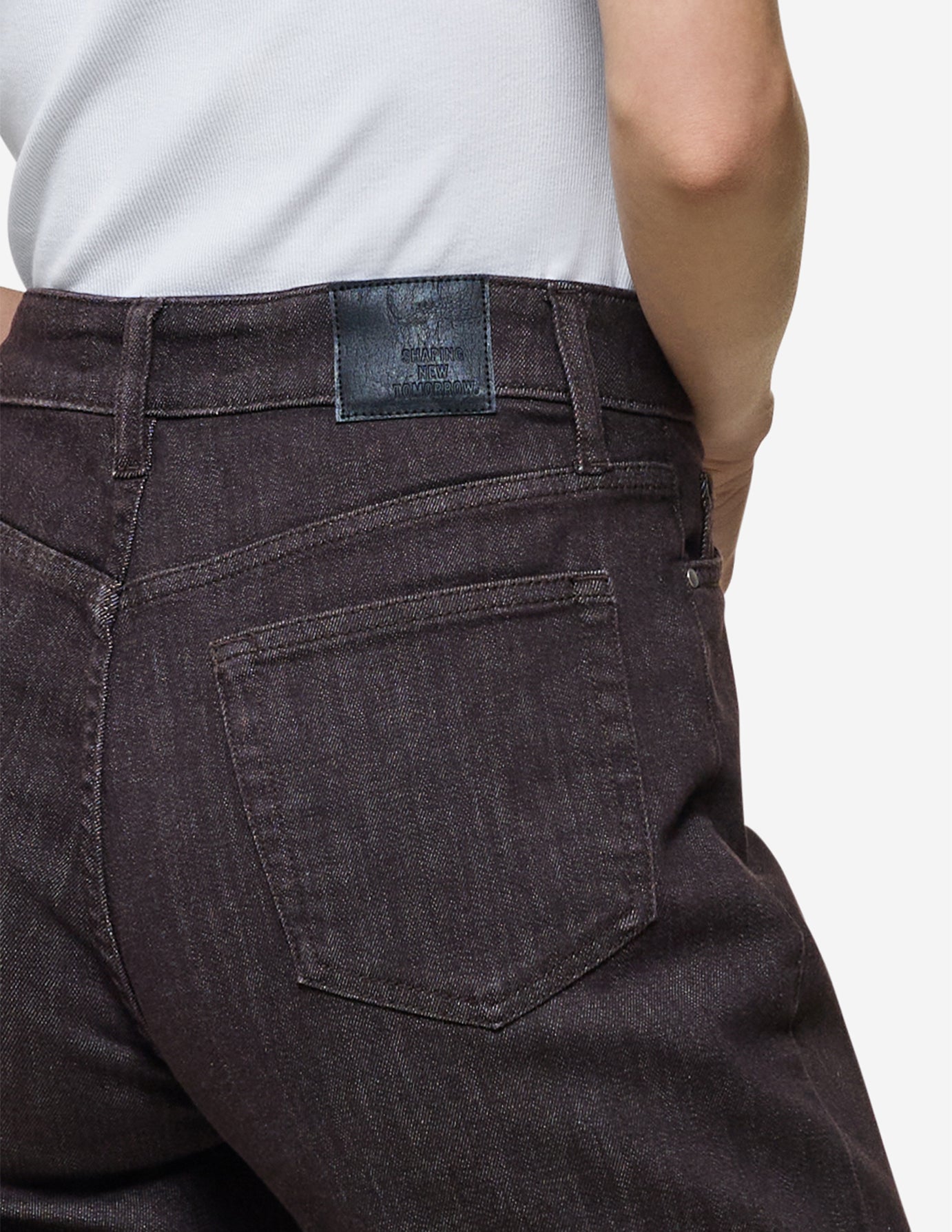 Women Evelin Jeans Tapered Chocolate