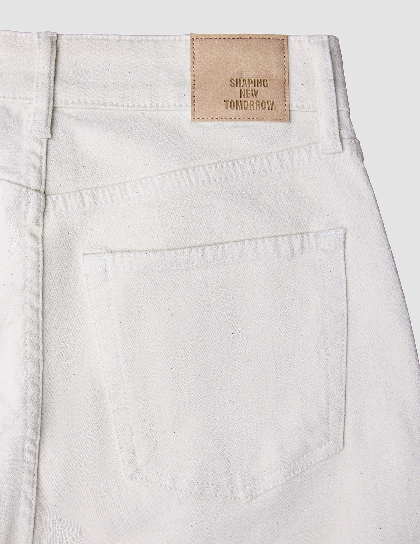 Women's Relaxed Jeans Off White