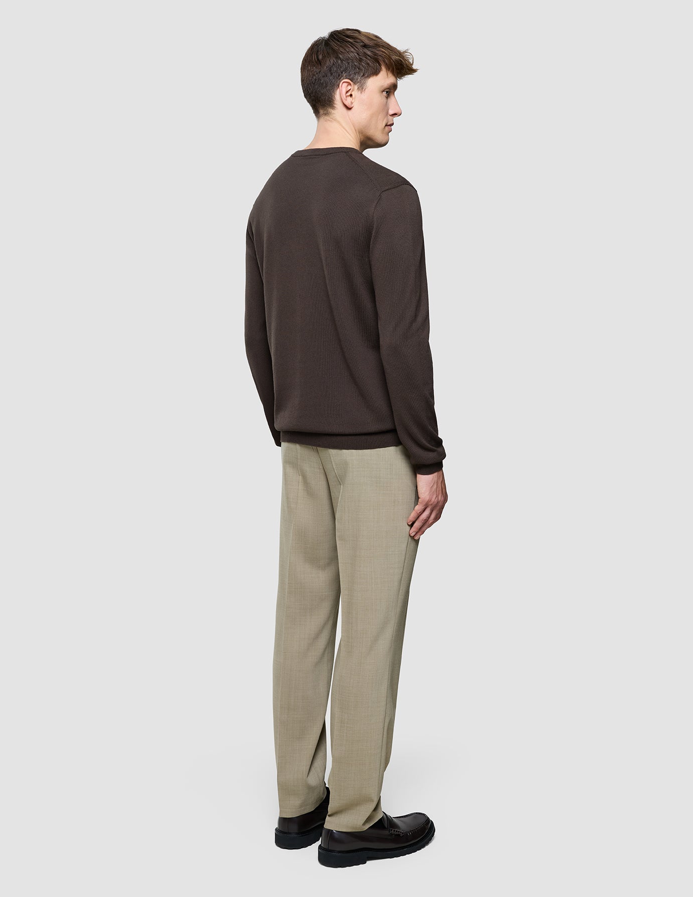 Seamless Core Knit Crewneck Dark Brown