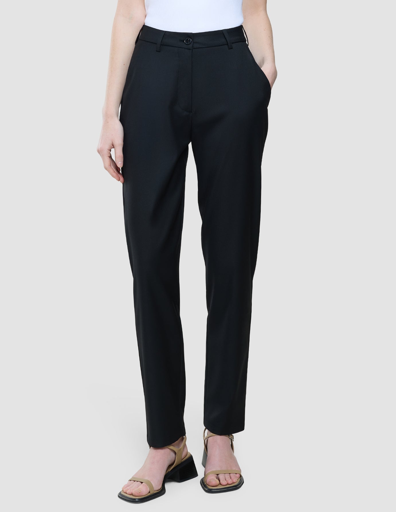 Women Skye Pants Tapered Black