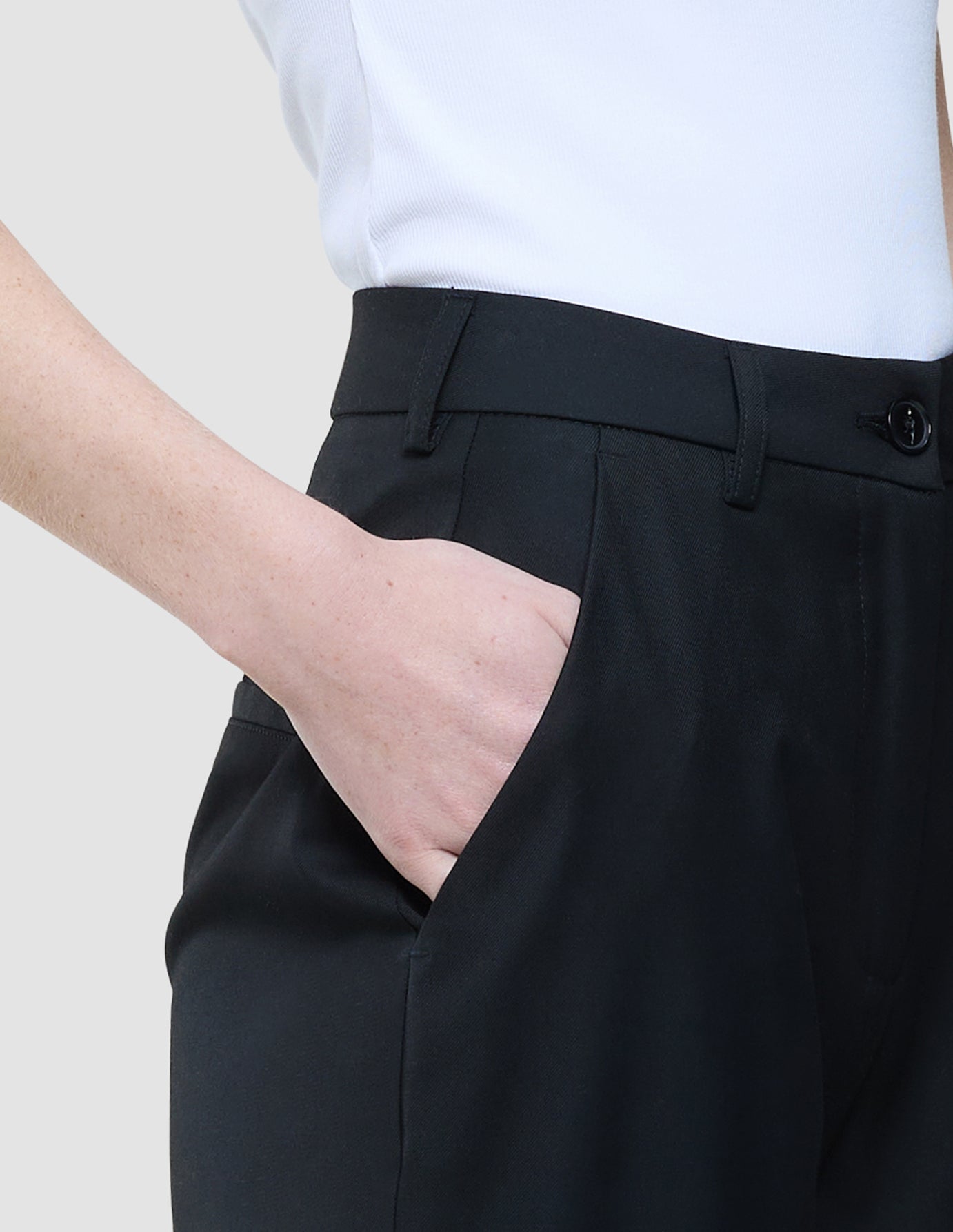 Women Skye Pants Tapered Black