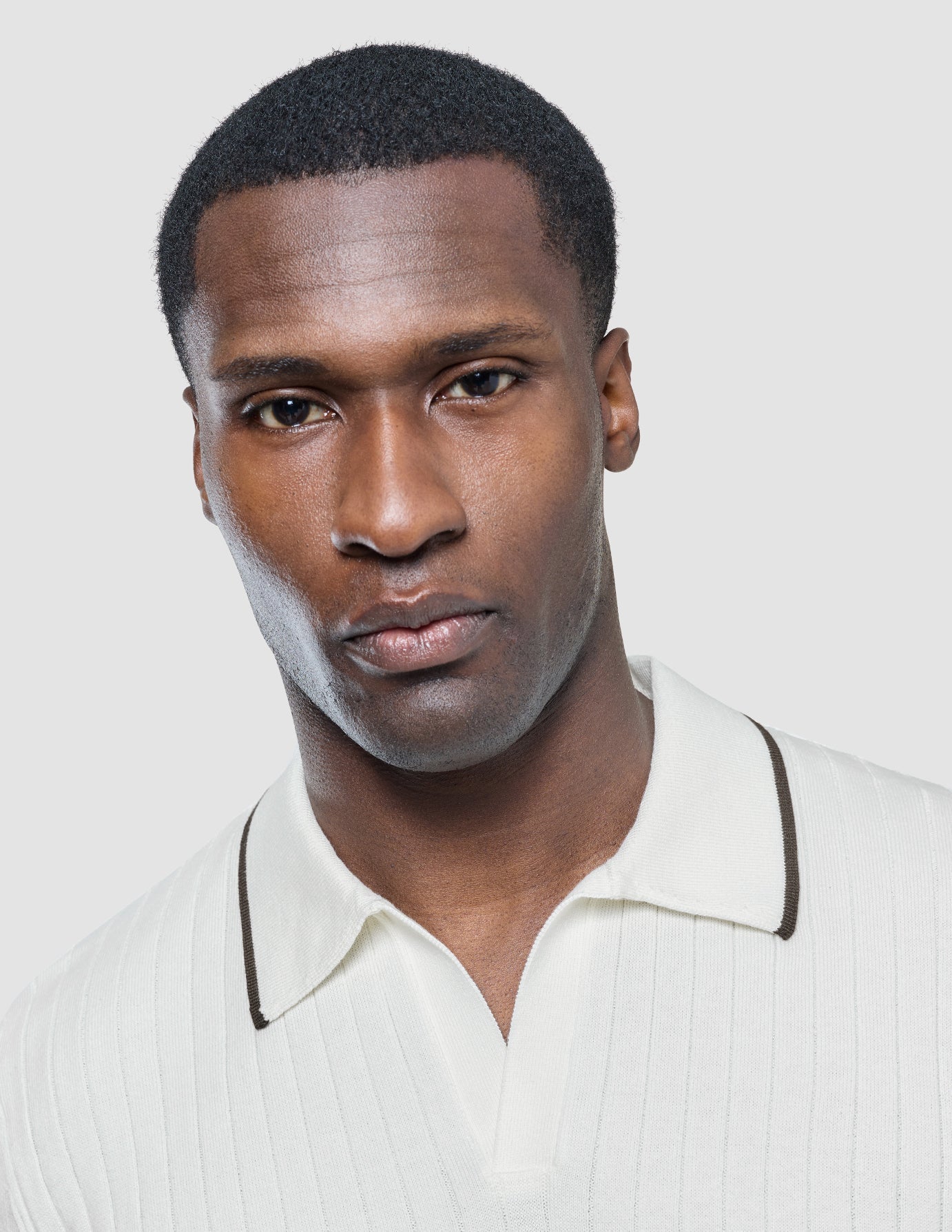 V-Neck Knit Short Sleeve Polo White